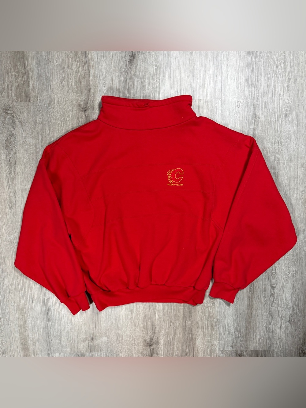 Vintage Calgary Flames Mock Neck Sweatshirt Medium NHL